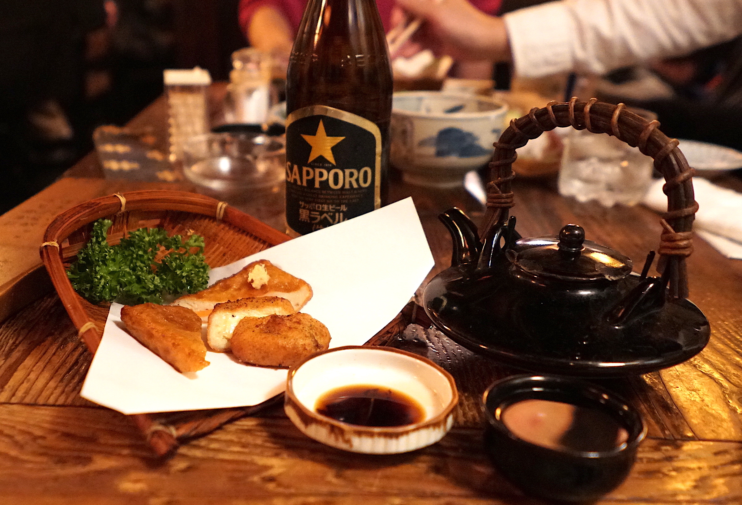 薩摩情緒感じる昭和酒場 薩摩おごじょ 今宵のアテはきびなごとさつま揚げ Rettyグルメニュース